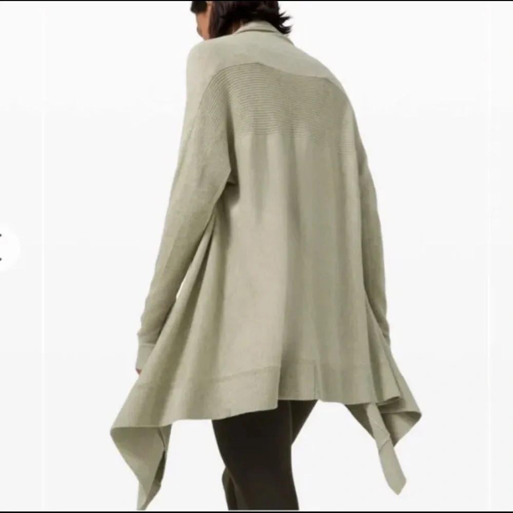 Lululemon Cashlu Knit Wrap Cardigan in Heathered Rosemary Green SzXS/S